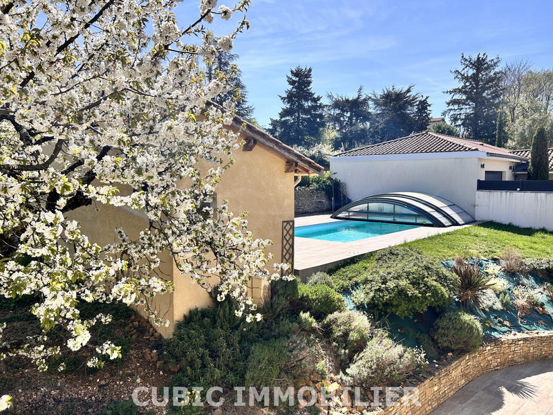 Villa - 140 m² - 7 pièces