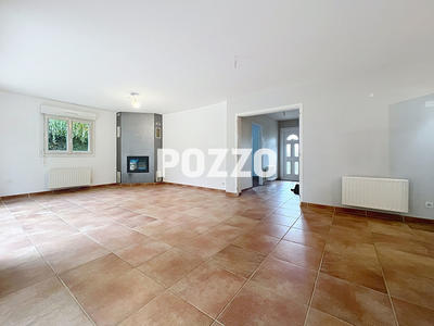 Maison - 153 m² - 8 pièces