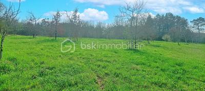 Terrain constructible - 2 971 m²