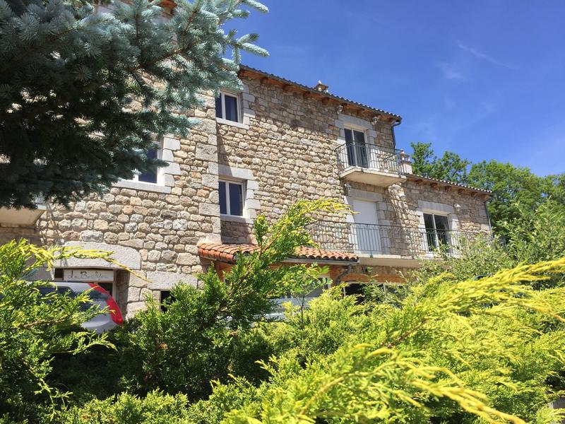 Fonds de commerce - 400 m²