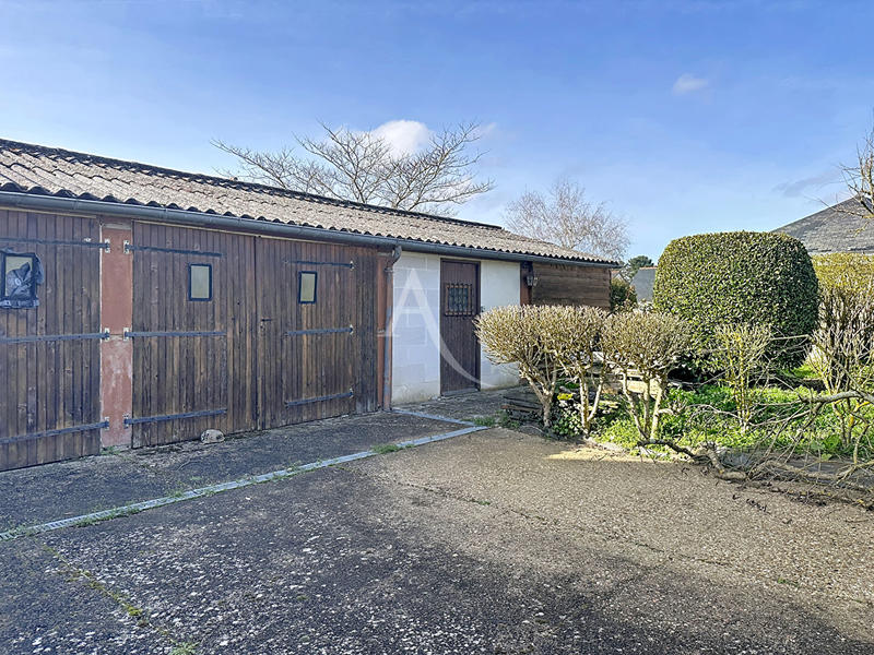 Maison - 179 m² - 8 pièces