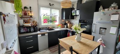 Maison - 102 m² - 4 pièces