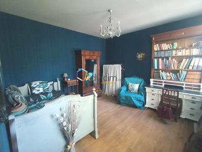 Maison - 131 m² - 7 pièces