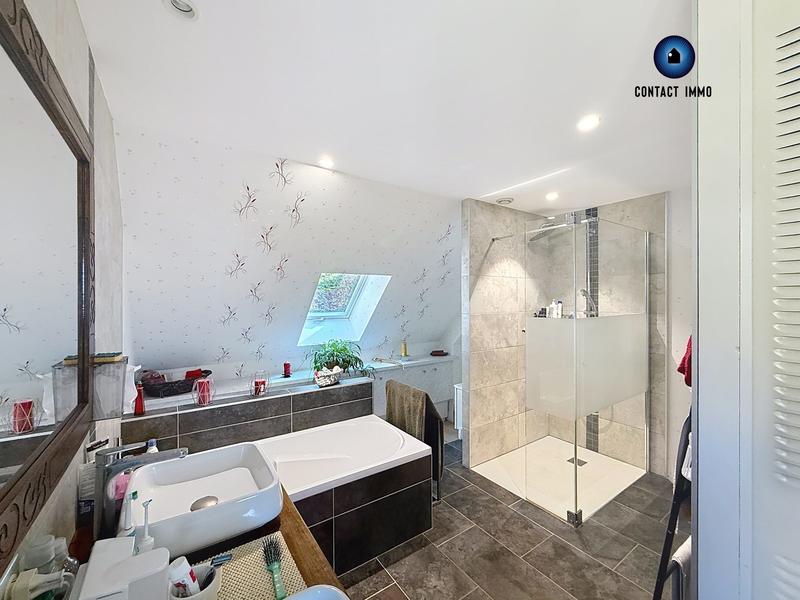 Maison - 176 m² - 5 pièces