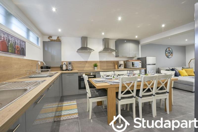 Chambre - 12 m² - 1 pièce