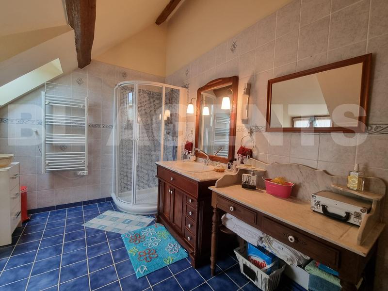 Maison ancienne - 111 m² - 5 pièces