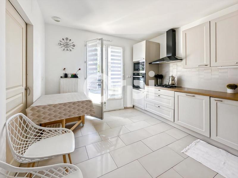 Maison - 186 m² - 7 pièces