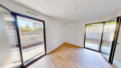 Appartement - 81 m² - 3 pièces