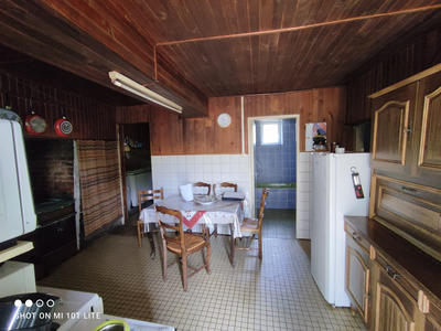 Maison - 61 m² - 5 pièces