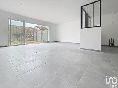 Maison - 105 m² - 4 pièces