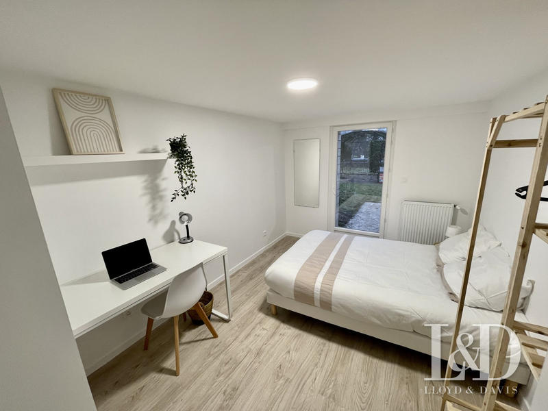 Maison - 188 m² - 10 pièces