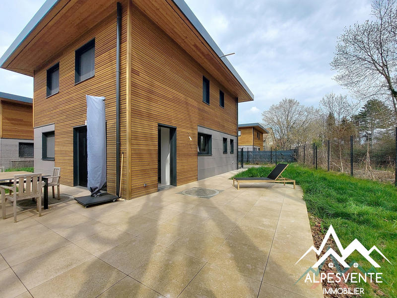 Villa - 105 m² - 4 pièces