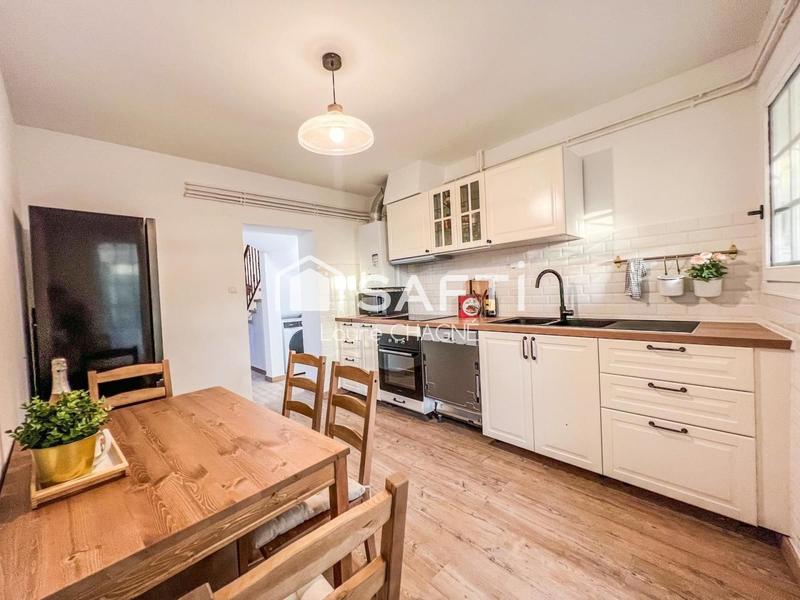 Maison - 111 m² - 4 pièces