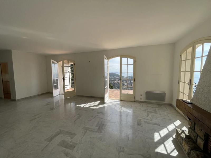 Villa - 164 m² - 7 pièces