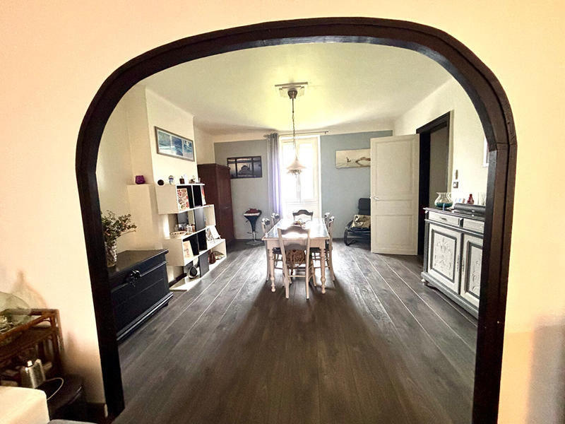 Maison - 192 m² - 6 pièces