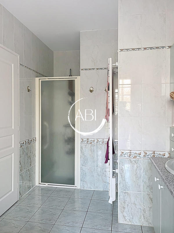 Maison - 155 m² - 4 pièces