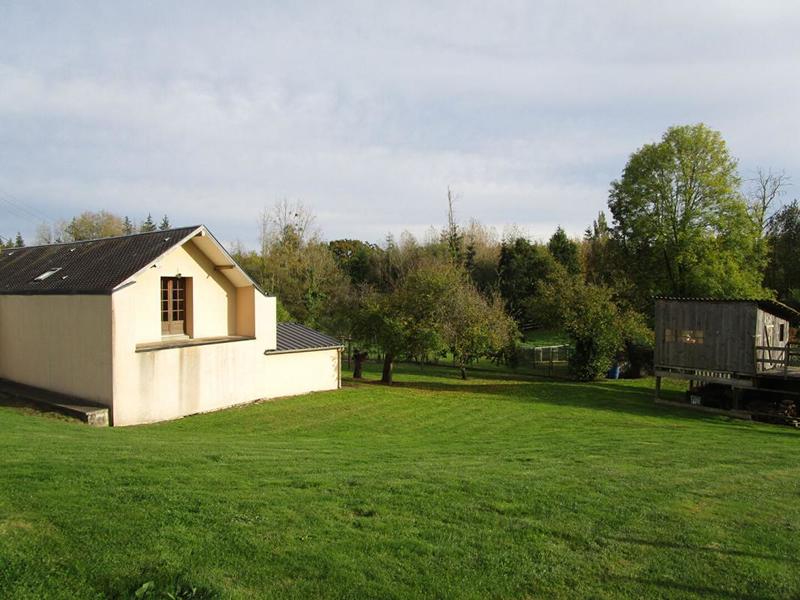 Propriété - 125 m² - 6 pièces