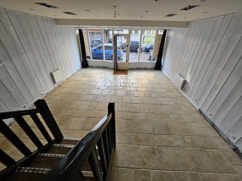 Local commercial - 66 m² - 3 pièces