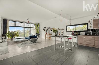 Maison - 145 m² - 5 pièces