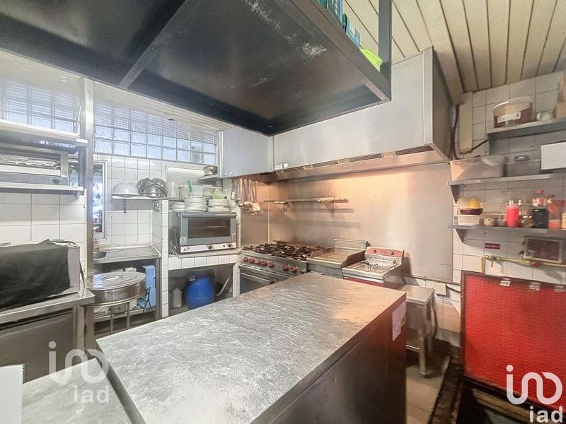 Local commercial - 200 m² - 3 pièces