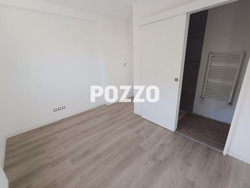 Maison - 104 m² - 6 pièces