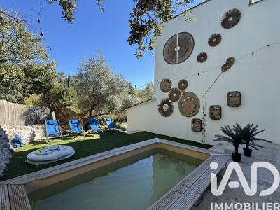 Maison - 110 m² - 4 pièces