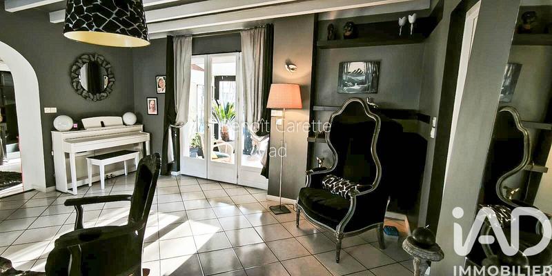 Maison - 137 m² - 6 pièces