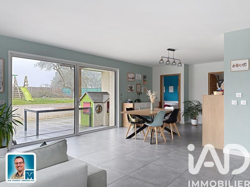 Maison - 120 m² - 4 pièces