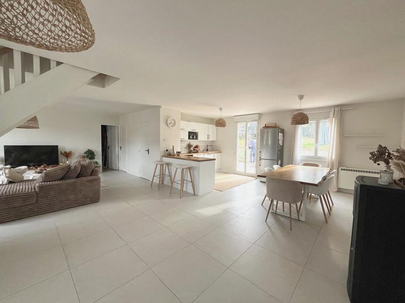 Maison - 126 m² - 7 pièces