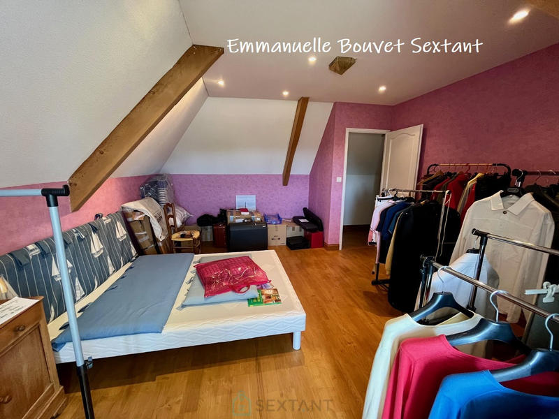 Maison - 187 m² - 7 pièces