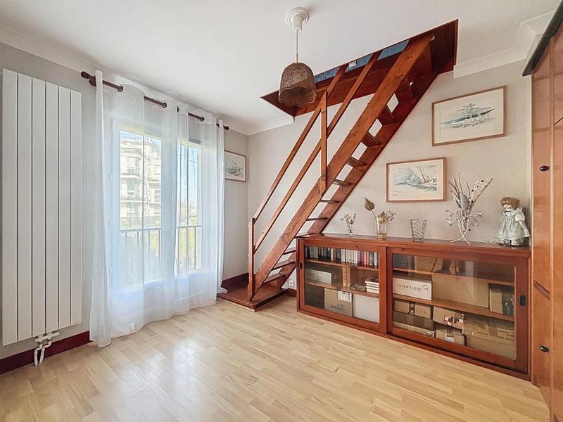 Maison - 107 m² - 7 pièces