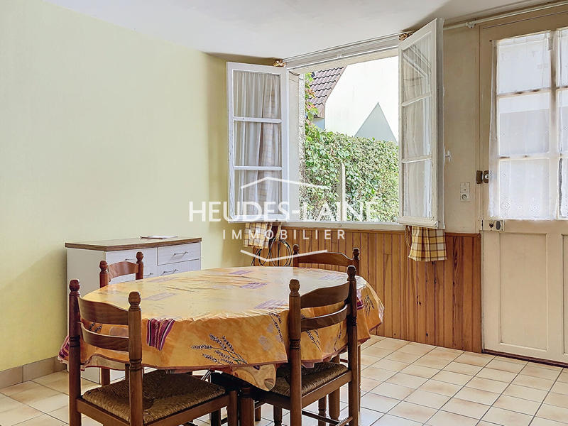 Immeuble - 6 pièces