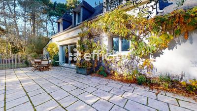 Maison traditionnelle - 132 m² - 7 pièces