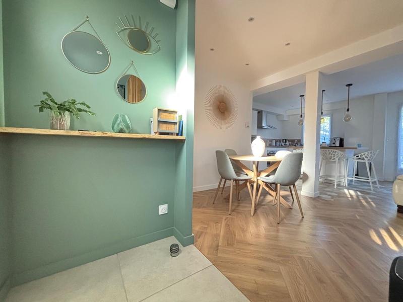 Maison - 108 m² - 6 pièces