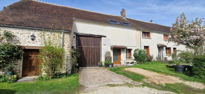 Maison - 200 m² - 5 pièces