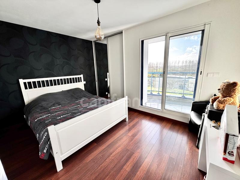 Maison - 170 m² - 9 pièces