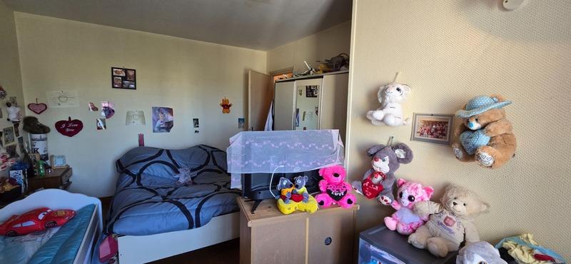 Immeuble - 98 m² - 5 pièces