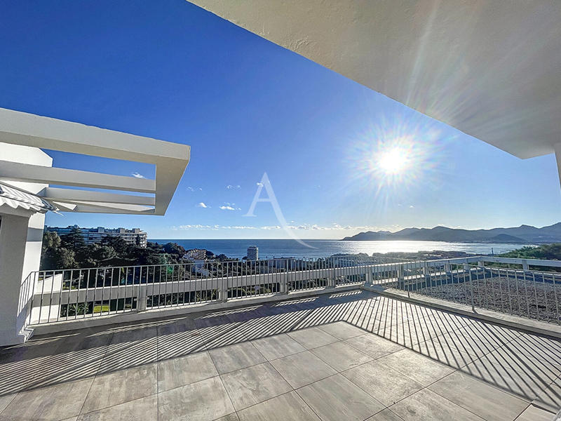 Appartement - 77 m² - 3 pièces