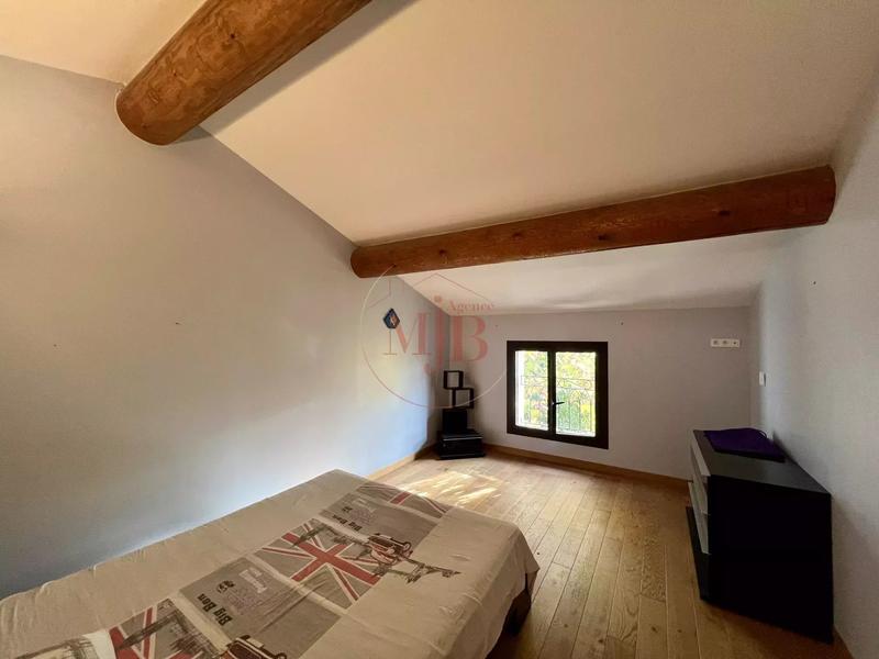 Maison de village - 245 m² - 8 pièces