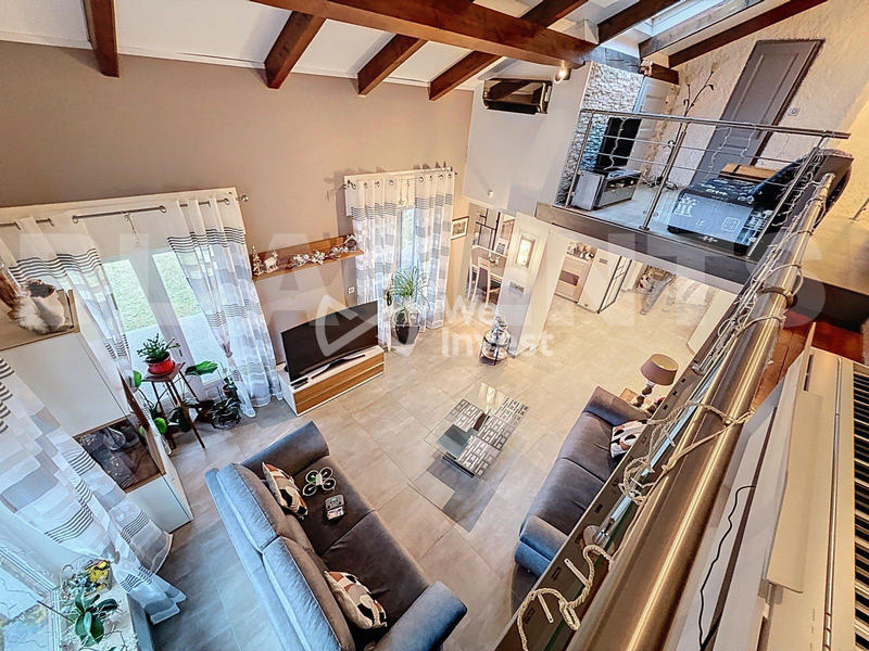 Maison - 187 m² - 6 pièces