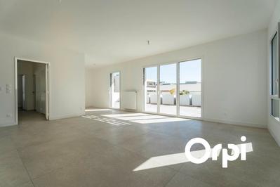 Penthouse - 105 m² - 5 pièces