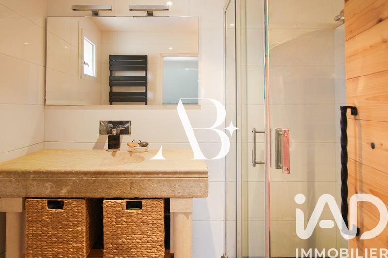 Maison - 168 m² - 8 pièces