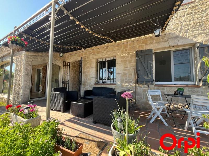 Appartement - 89 m² - 3 pièces