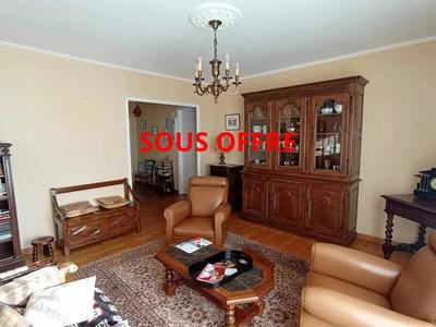 Appartement - 80 m² - 4 pièces