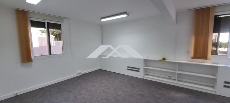 Bureau - 189 m²
