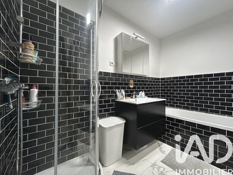 Maison - 110 m² - 8 pièces