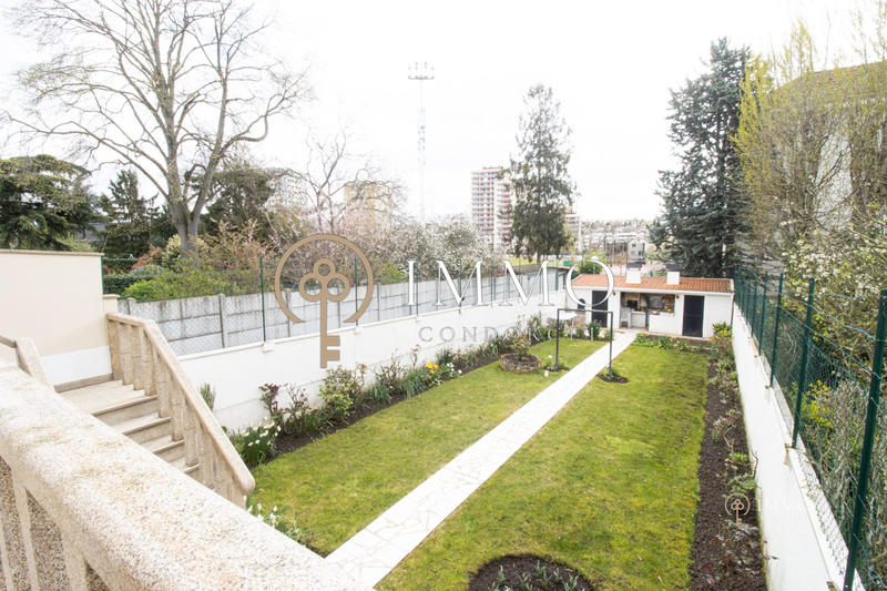 Maison - 190 m² - 7 pièces