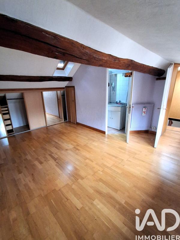 Maison - 98 m² - 5 pièces