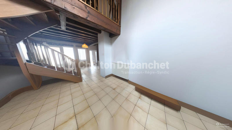 Appartement - 90 m² - 3 pièces