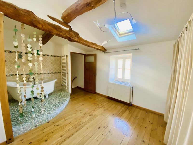 Maison de village - 89 m² - 4 pièces